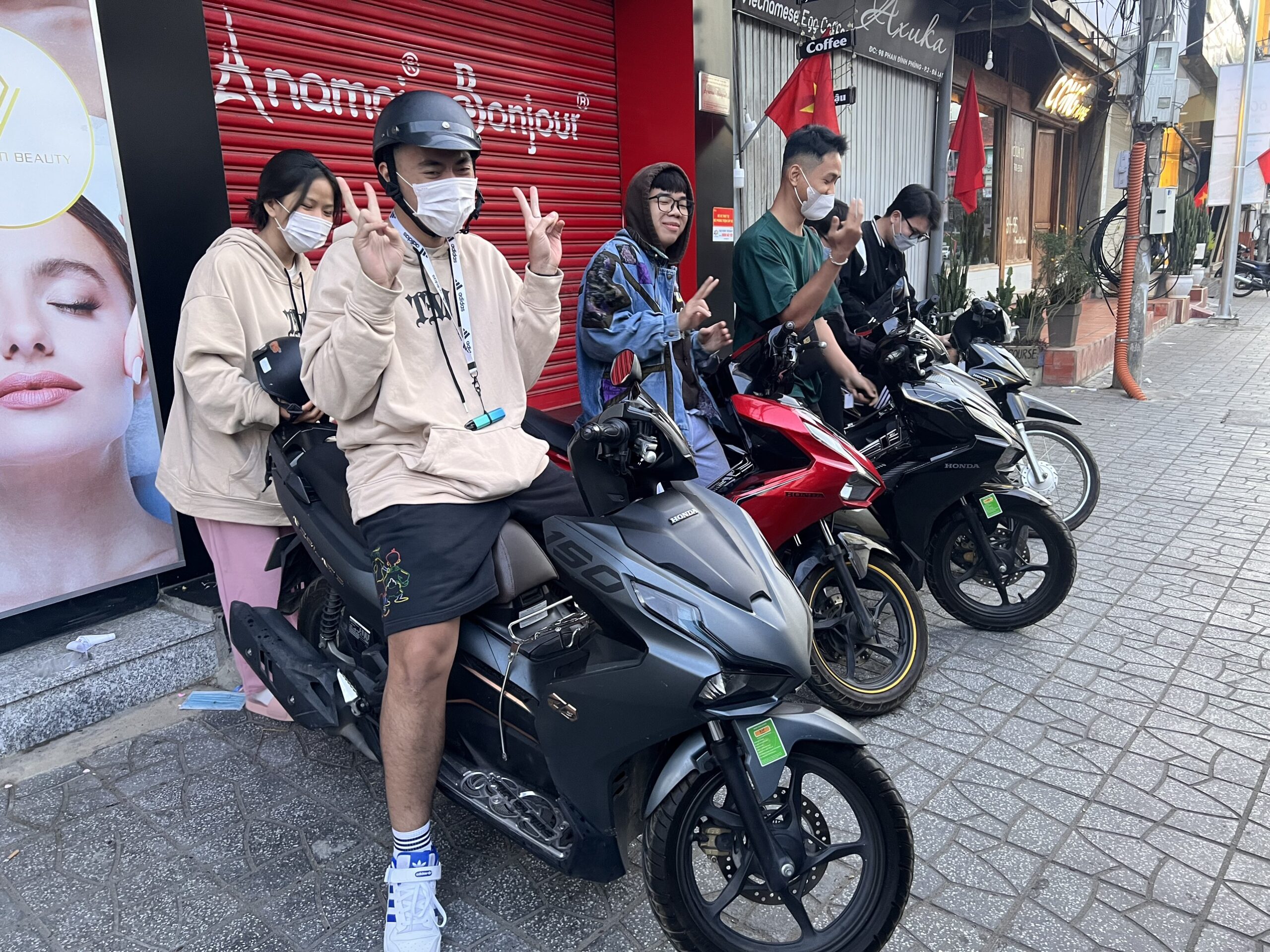 tour