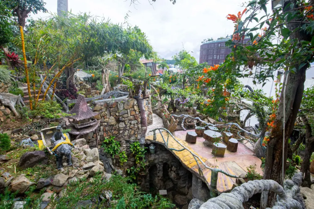 Café Đường Lên Trăng – Mê cung nghệ thuật giữa trung tâm Đà Lạt 6 cafe duong len trang me cung nghe thuat giua trung tam da lat 3