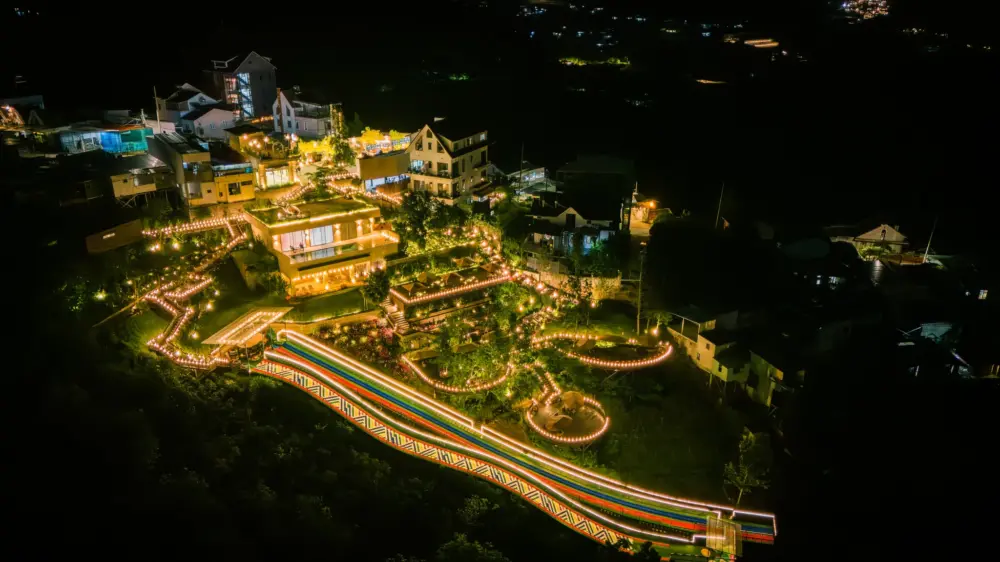 hanna land thien duong check in giai tri va ca phe ngay trung tam da lat 13