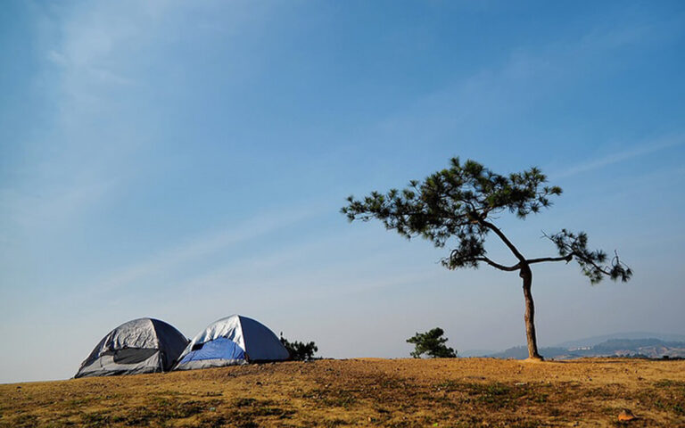 Địa điểm picnic & cắm trại ngoài trời tại Đà Lạt – Đi xe máy sao cho an toàn?
