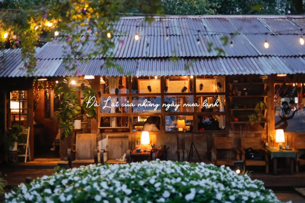 nhung quan ca phe lac vao the gioi ghibli dep nhu mo o da lat 5