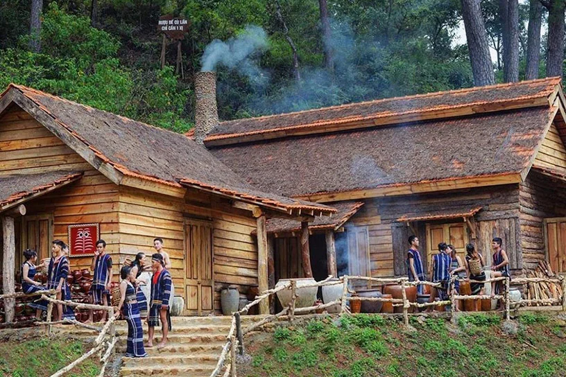 Khám phá Làng Cù Lần – ngôi làng cổ tích giữa rừng thông Đà Lạt 5 kham pha lang cu lan ngoi lang co tich giua rung thong da lat 2