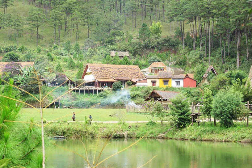Khám phá Làng Cù Lần – ngôi làng cổ tích giữa rừng thông Đà Lạt 3 kham pha lang cu lan ngoi lang co tich giua rung thong da lat 4
